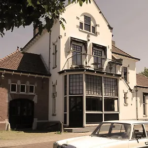 https://het-spoorhuis-uithoorn.amsterdamhotelsnl.com