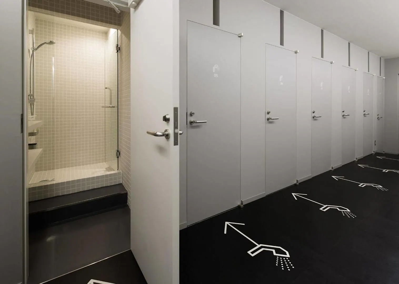 9H Nine Hours Narita Airport Capsule hotel
